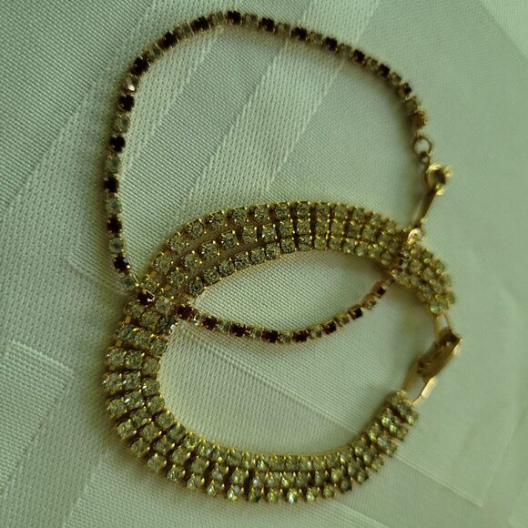 Vtg Tennis Bracelets Set Of Two 3-Strand Gold Tone Sparkle 7" Avon - Picture 7 of 7